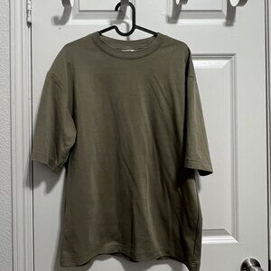 Uniqlo U Airism T Shirt Men’s Olive Green Oversized Tee